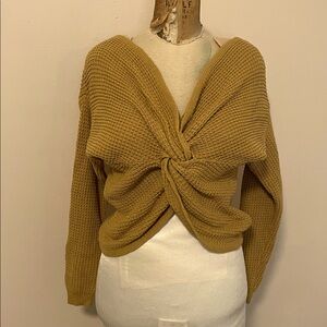 Moon & Madison Women's Beige Knit Sweater